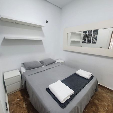 Apartamentos Econostay Fuencarral マドリード エクステリア 写真