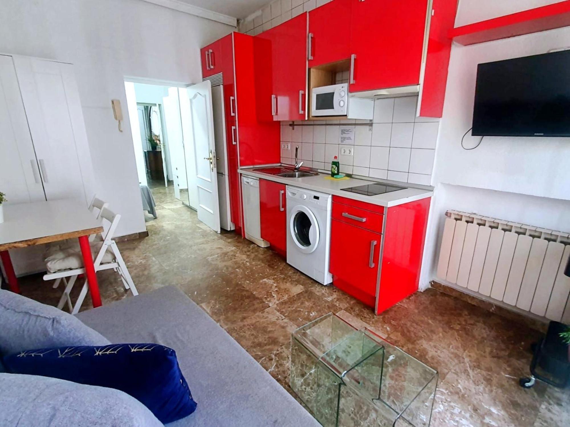 Apartamentos Econostay Fuencarral マドリード エクステリア 写真